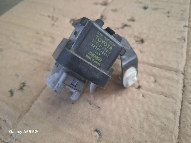 bontott TOYOTA YARIS Izzító Relé