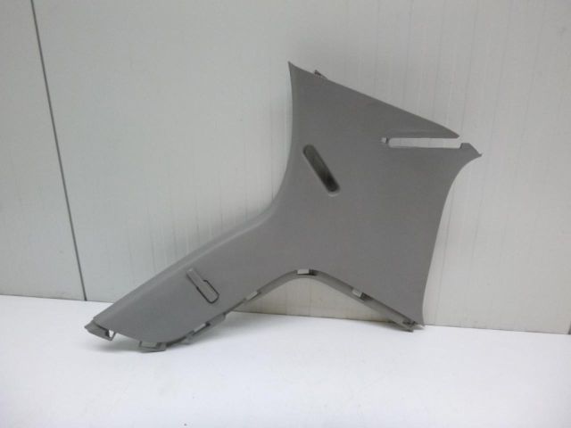 bontott TOYOTA YARIS Jobb C Oszlop Burkolat