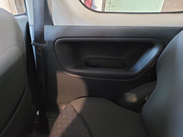 bontott TOYOTA YARIS Jobb C Oszlop Burkolat