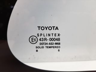 bontott TOYOTA YARIS Jobb C Oszlop Oldalablak Üveg