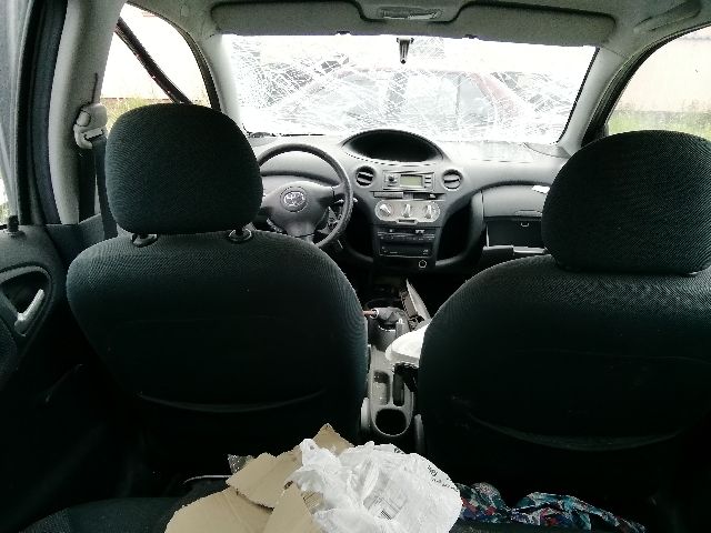 bontott TOYOTA YARIS Jobb első Ablak