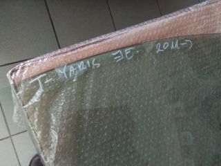 bontott TOYOTA YARIS Jobb első Ablak