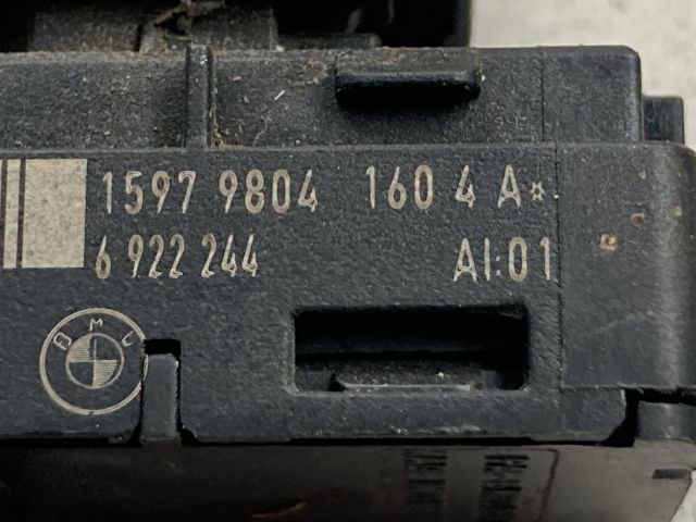 bontott TOYOTA YARIS Jobb első Ablakemelő Kapcsoló