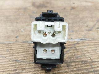 bontott TOYOTA YARIS Jobb első Ablakemelő Kapcsoló