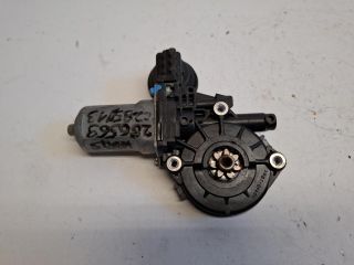 bontott TOYOTA YARIS Jobb első Ablakemelő Motor