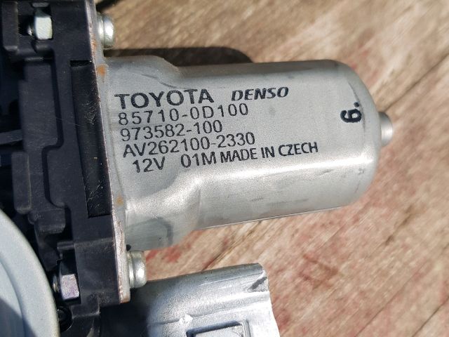 bontott TOYOTA YARIS Jobb első Ablakemelő Szerkezet (Elektromos)