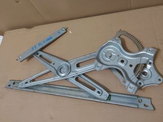 bontott TOYOTA YARIS Jobb első Ablakemelő Szerkezet (Elektromos)