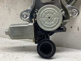 bontott TOYOTA YARIS Jobb első Ablakemelő Szerkezet (Elektromos)