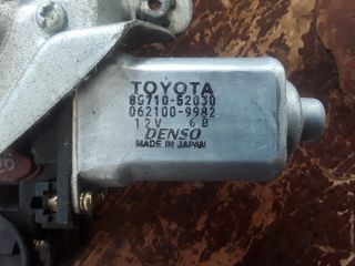 bontott TOYOTA YARIS Jobb első Ablakemelő Szerkezet (Elektromos)