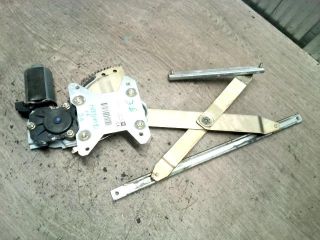 bontott TOYOTA YARIS Jobb első Ablakemelő Szerkezet (Elektromos)