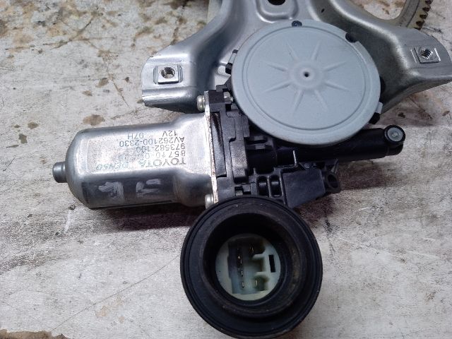 bontott TOYOTA YARIS Jobb első Ablakemelő Szerkezet (Elektromos)