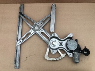 bontott TOYOTA YARIS Jobb első Ablakemelő Szerkezet (Elektromos)