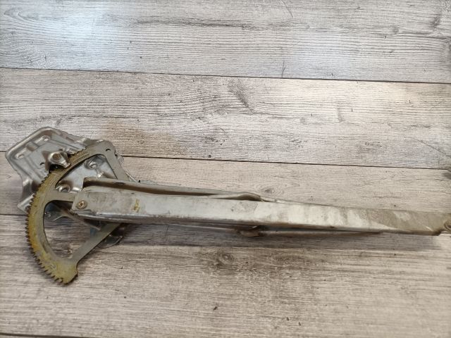 bontott TOYOTA YARIS Jobb első Ablakemelő Szerkezet (Mechanikus)