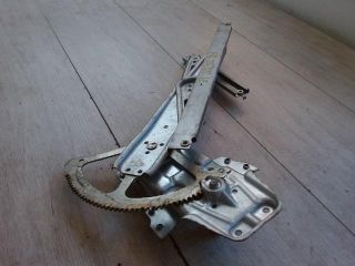 bontott TOYOTA YARIS Jobb első Ablakemelő Szerkezet (Mechanikus)