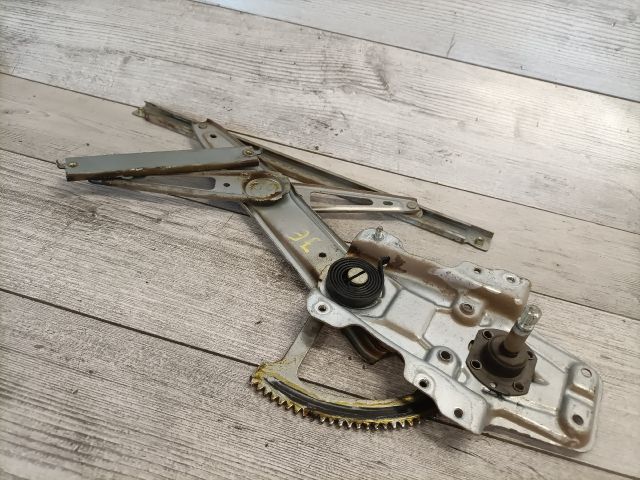 bontott TOYOTA YARIS Jobb első Ablakemelő Szerkezet (Mechanikus)