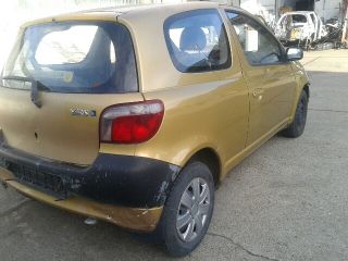 bontott TOYOTA YARIS Jobb első ABS Jeladó