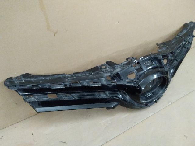 bontott TOYOTA YARIS Jobb első Ajtó Díszléc