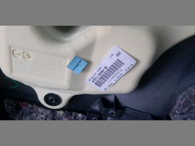 bontott TOYOTA YARIS Jobb első Ajtó Kárpit