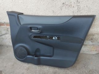 bontott TOYOTA YARIS Jobb első Ajtó Kárpit