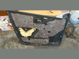 bontott TOYOTA YARIS Jobb első Ajtó Kárpit