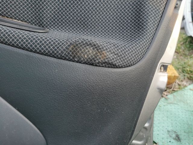 bontott TOYOTA YARIS Jobb első Ajtó Kárpit