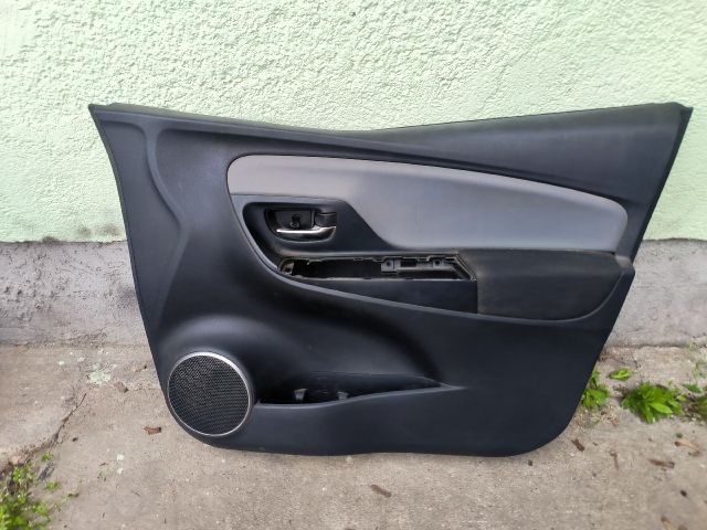 bontott TOYOTA YARIS Jobb első Ajtó Kárpit
