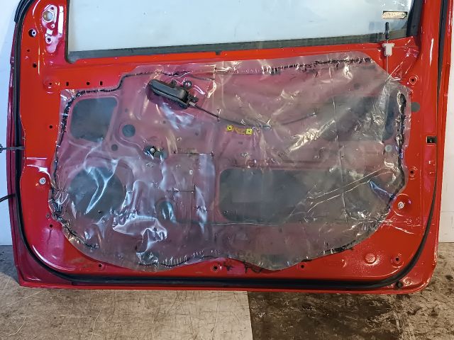 bontott TOYOTA YARIS Jobb első Ajtó (Részeivel)