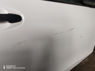 bontott TOYOTA YARIS Jobb első Ajtó (Részeivel)