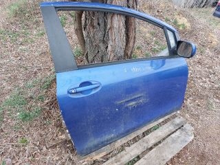 bontott TOYOTA YARIS Jobb első Ajtó (Részeivel)