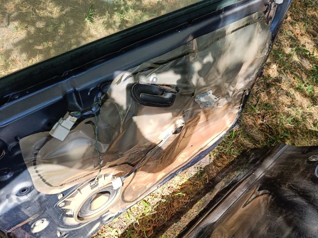 bontott TOYOTA YARIS Jobb első Ajtó (Részeivel)