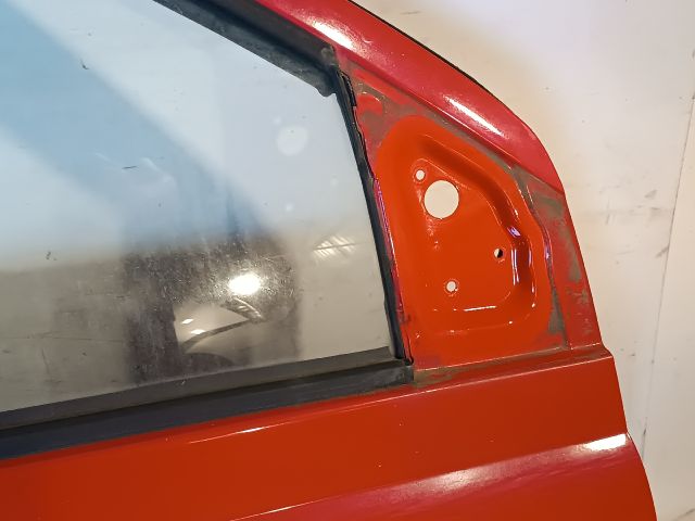 bontott TOYOTA YARIS Jobb első Ajtó (Részeivel)