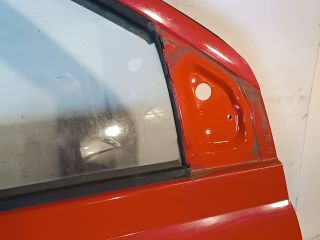 bontott TOYOTA YARIS Jobb első Ajtó (Részeivel)