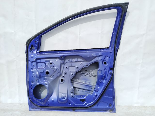 bontott TOYOTA YARIS Jobb első Ajtó (Üres lemez)