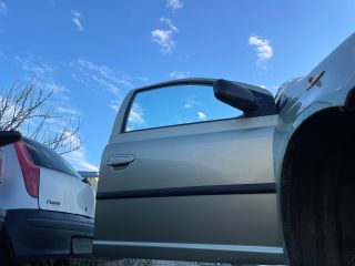 bontott TOYOTA YARIS Jobb első Ajtó (Üres lemez)