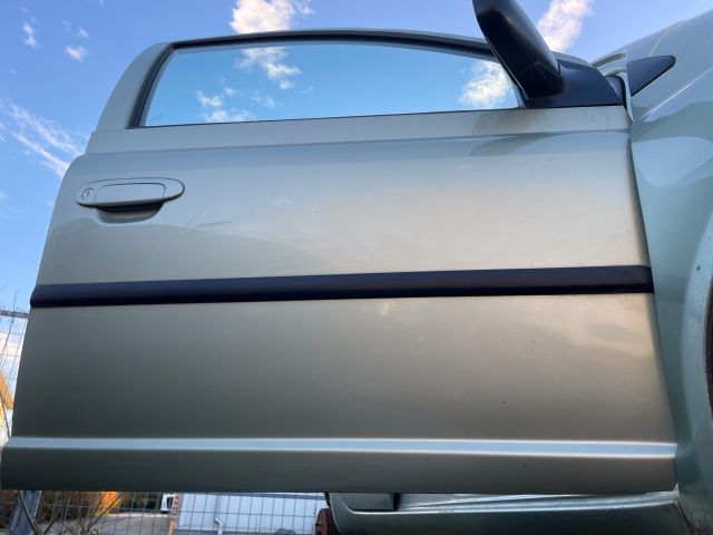 bontott TOYOTA YARIS Jobb első Ajtó (Üres lemez)