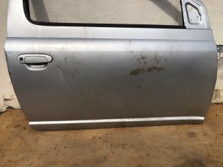 bontott TOYOTA YARIS Jobb első Ajtó (Üres lemez)