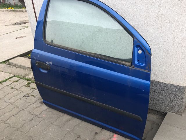 bontott TOYOTA YARIS Jobb első Ajtó (Üres lemez)