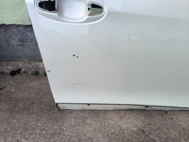 bontott TOYOTA YARIS Jobb első Ajtó (Üres lemez)
