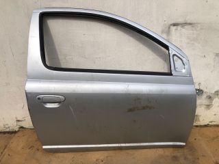 bontott TOYOTA YARIS Jobb első Ajtó (Üres lemez)