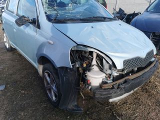 bontott TOYOTA YARIS Jobb első Ajtó (Üres lemez)