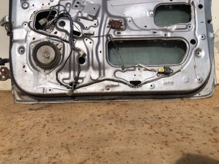 bontott TOYOTA YARIS Jobb első Ajtó (Üres lemez)