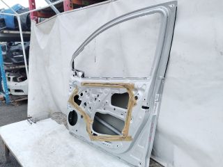 bontott TOYOTA YARIS Jobb első Ajtó (Üres lemez)