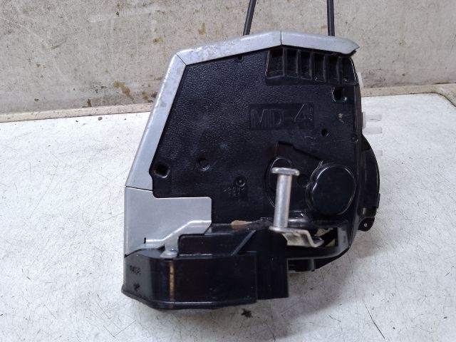 bontott TOYOTA YARIS Jobb első Ajtózár