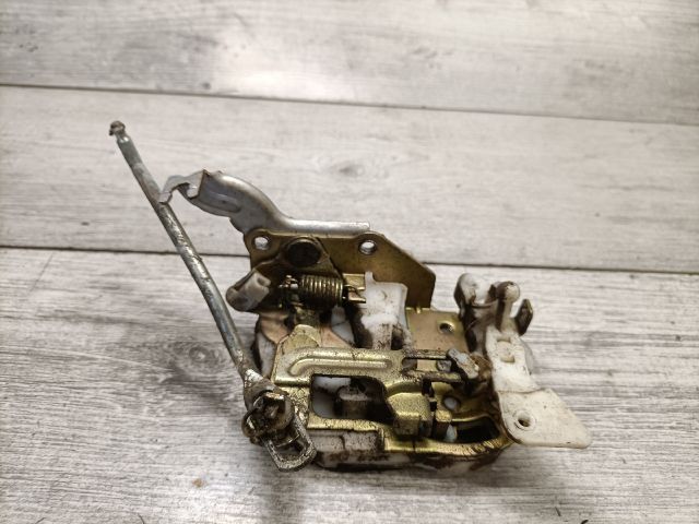 bontott TOYOTA YARIS Jobb első Ajtózár