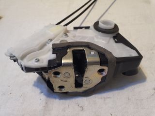 bontott TOYOTA YARIS Jobb első Ajtózár