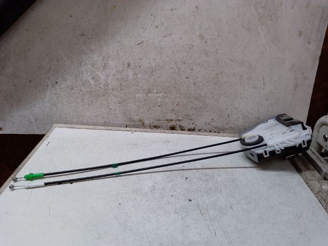 bontott TOYOTA YARIS Jobb első Ajtózár