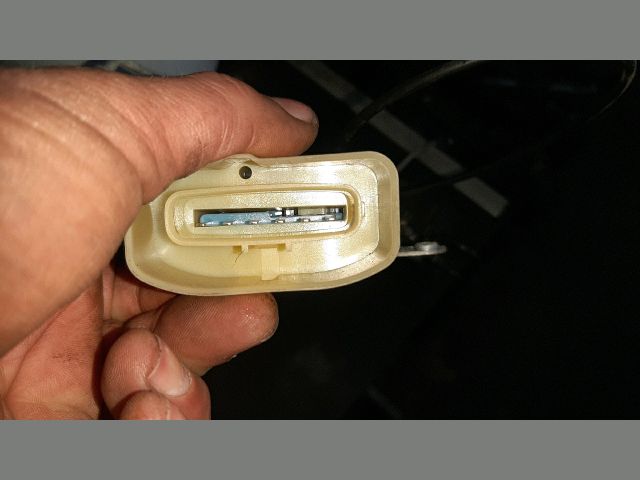 bontott TOYOTA YARIS Jobb első Ajtózár