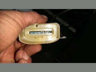 bontott TOYOTA YARIS Jobb első Ajtózár