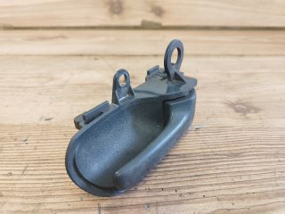 bontott TOYOTA YARIS Jobb első Belső Kilincs