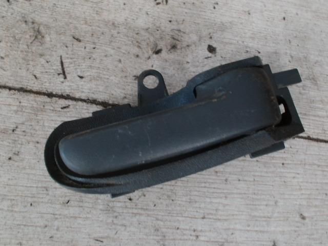 bontott TOYOTA YARIS Jobb első Belső Kilincs